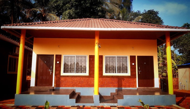 SEA SPRAY RESORT in Kumta