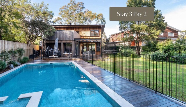 Seasom with pool and spa in beautiful Somers in Somers