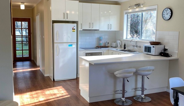 Secluded accommodation in close proximity to the picturesque township of Bright. in Eurobin