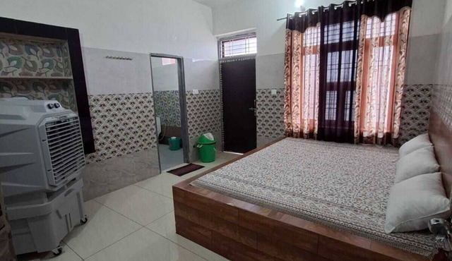 Sehrawat Guest House in Sakrai