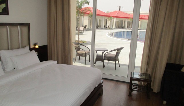 Sentara Hotel and Resort