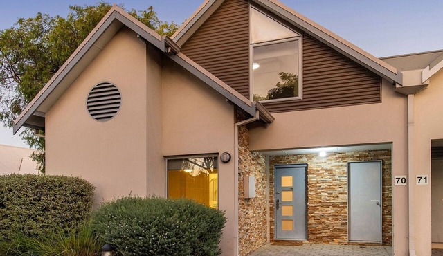 Seventy at Cape View Resort - villa in Cape View Resort, great for couples and families to enjoy. in BROADWATER