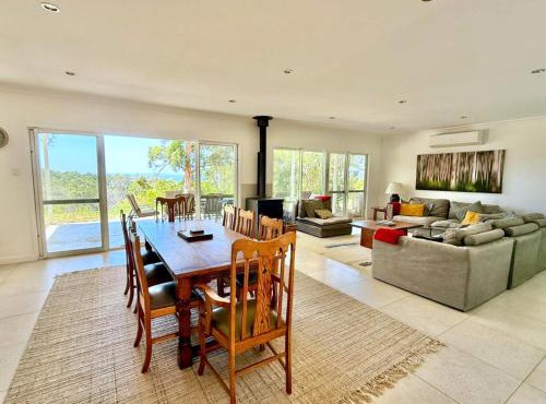 Shadforth Rise: Spacious, modern home, beautiful views, 4 mins to town in Denmark