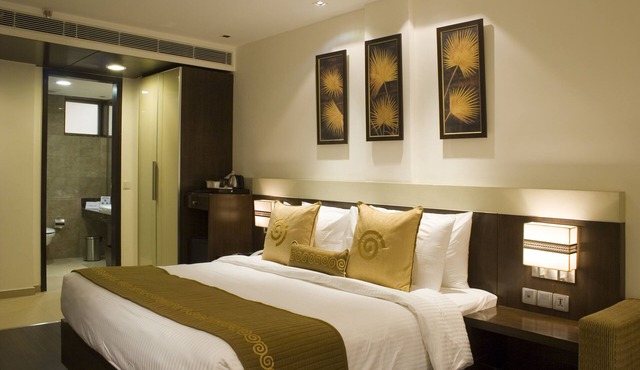 Shervani Hotel Nehru Place