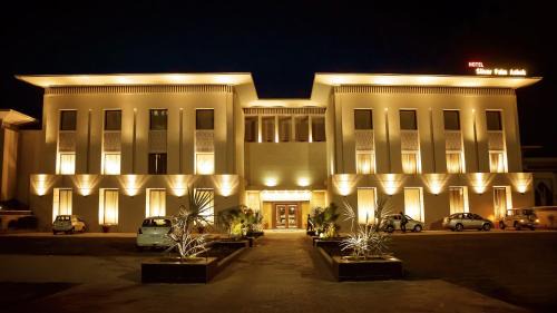 Silver Palm Hotel & Resorts