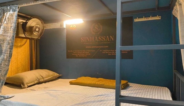 Sinhassan 104 Dormitory Hostel in Mumbai