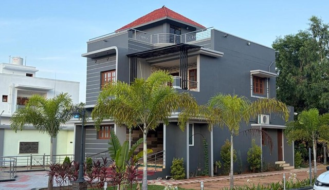 Sky Haven Resort - Private Pool Villa near ECR