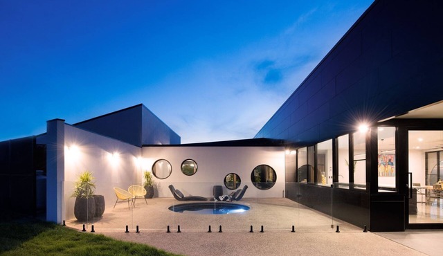 Sky High: stunning, iconic, dramatic in Mount Franklin