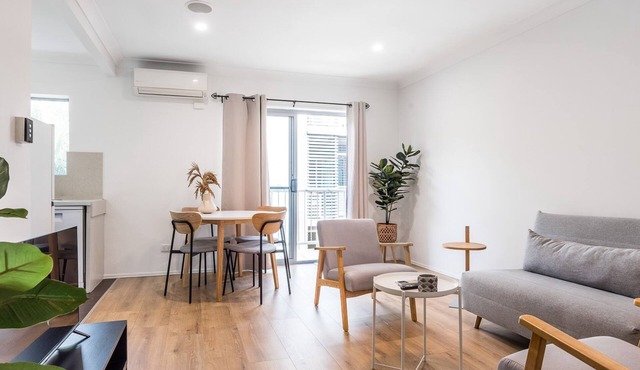 Skyport Hamilton Apartment in Hamilton