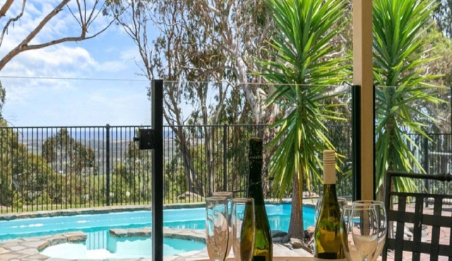 Southern Vales by Wine Coast Holiday Rentals in WILLUNGA SOUTH