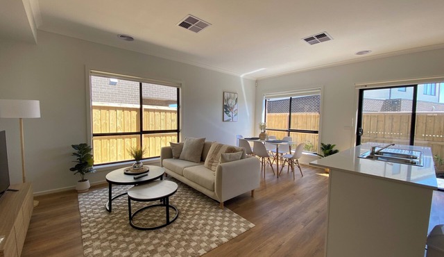 Spacious 4-bed House in Werribee in Melbourne