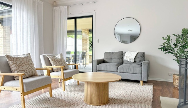 Spacious Littlehampton Lodge - 4 Bedroom Home with AC in Littlehampton