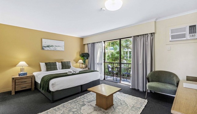 Spacious Room Ideal for Biz District & Access CBD in Mount Ommaney