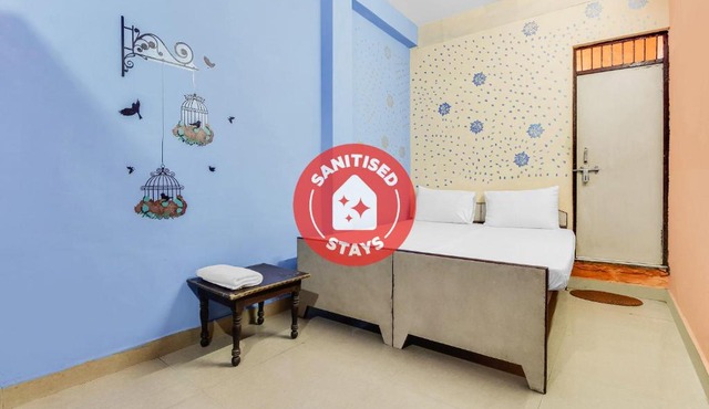 SPOT ON 60711 Hotel Radhe Inn