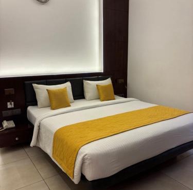 SRS Suites