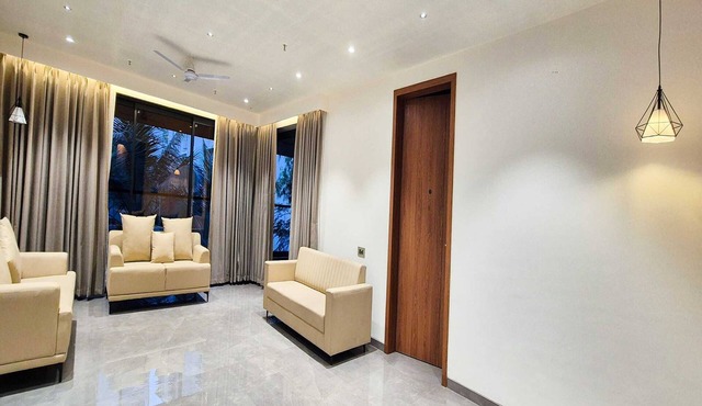 Standard King Roompalette Fairmont Gonda