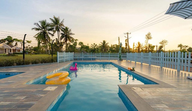 Stayvist at Misty Barn 5BR Villa with Pvt Pool in Chikmagalūr