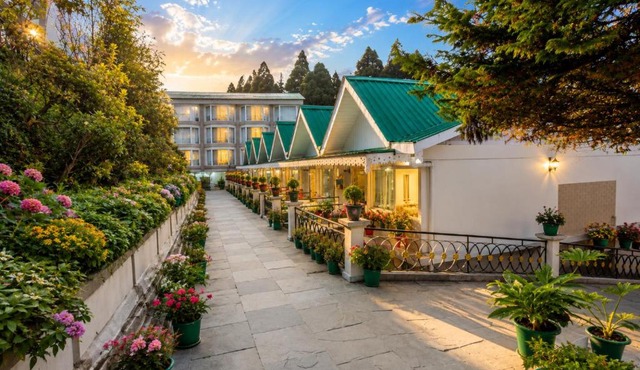 Sterling Darjeeling in Darjeeling
