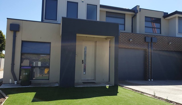 stone throw from Laverton station unit 2. in Altona Meadows