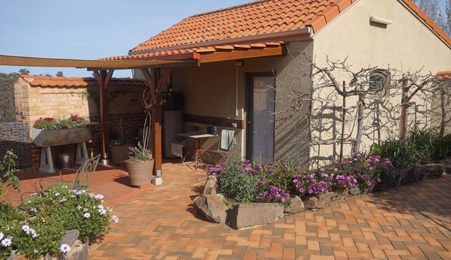 Studio Apartment located on the fringe of Axedale in Central Victoria. in Axedale