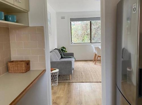 Stunning beachside 2 bedroom by EdgeTrip in Sydney