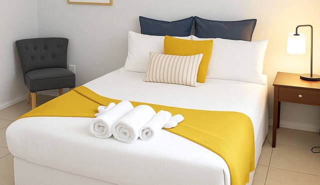 Stylish 2 Bed 2 bath apartment within walking distance to everything you need in Bunbury