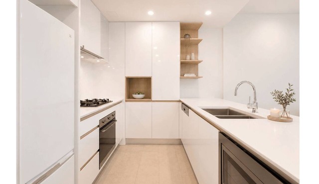 Stylish 2Bdedroom 2Bathroom in Waterloo with Parking Central Location in Waterloo