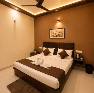 Sudama Palace - Free Temple Pass For Guests