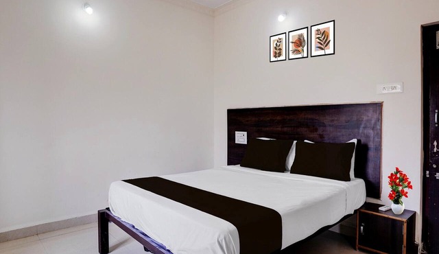 Super Collection O Sunset Point PB Road in Dharwad