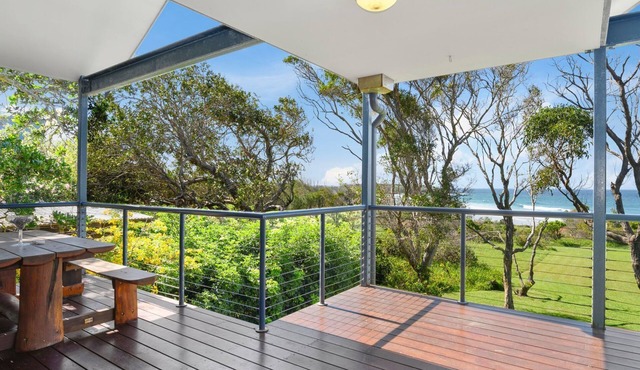 Surf Break - Arrawarra Headland location in Arrawarra Headland