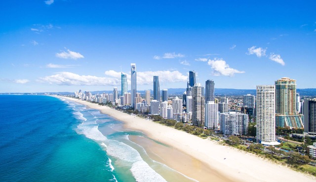 Surfer Paradise - Santana Holiday Resort in Surfers Paradise