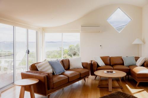 Surfside House Dodges Ferry coastal retreat in Dodges Ferry