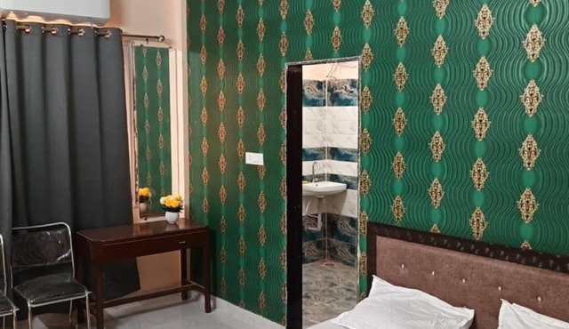 Swastik Inn in Gwalior