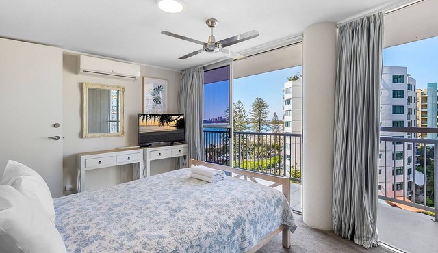 Syrenuse 22 - Three Bedroom Oceanview Apartment on Mooloolaba Esplanade in Mooloolaba