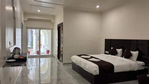 The Backpacker hostel by Surendra rajak
