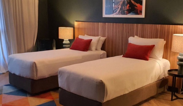 The BLUE Twin Suite