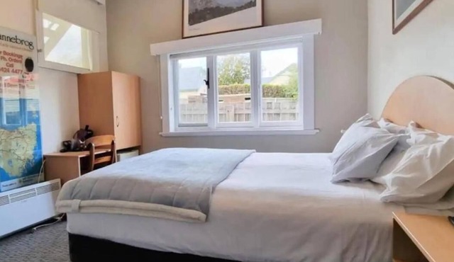 The Dannebrog Lodge Room 6 in Devonport