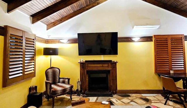 The Gamekeepers Spa Cottage in Tamborine Mountain in Tamborine Mountain
