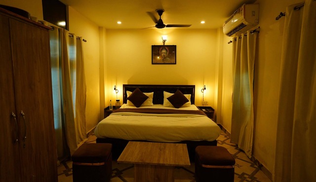The Grand Ganga Paying Guest