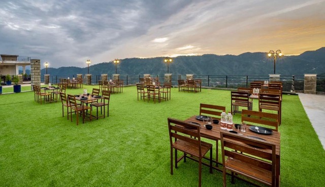 The Luxury Heritage Apartments Live Music Sat in Dharampur