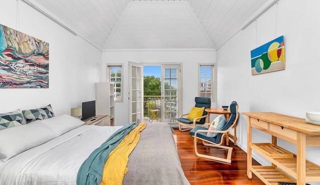 The Seaside Loft A Breezy Beachside Lifestyle in Semaphore