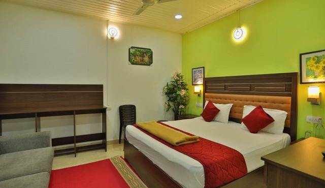 The Svarga Hill View Resort in Devikolam