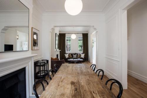 The Timeless Modern Glebe in Sydney