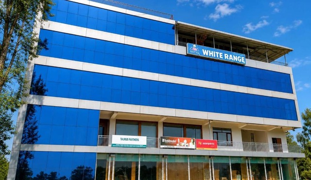 The white range in Baijnāth