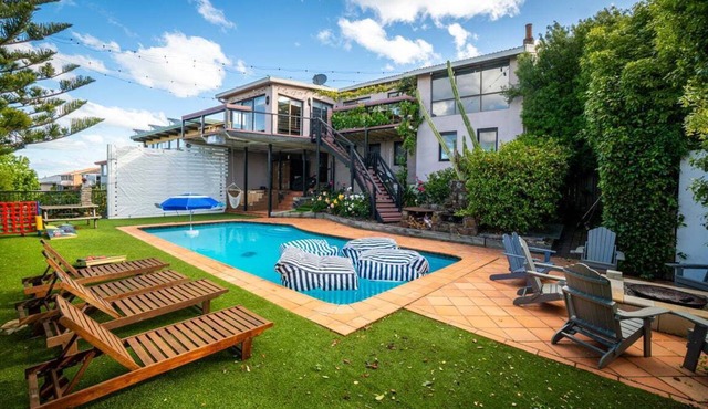 The Yard - Comfortable Home in Riverside in Riverside