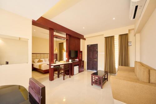 Thekkady Gavi Suites