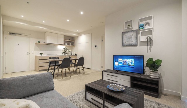 This apartment is a 2 bedroom(s), 2 bathrooms, located in Caulfield North, VIC. in Caulfield North
