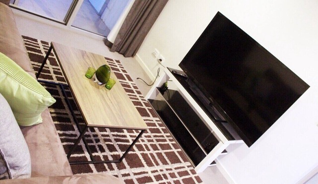 This apartment is a 1 bedroom(s), 1 bathrooms, located in Braddon, ACT. in Braddon
