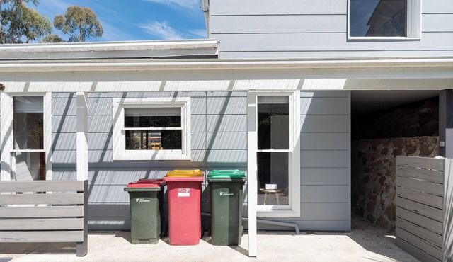 Thrower Cottage: Gateway to the Cataract Gorge in West Launceston