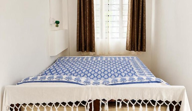 Tinhenric's Modern One Room Stay in Jaigaon